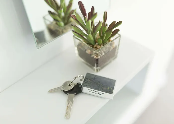 A Due Passi Dai Sassi